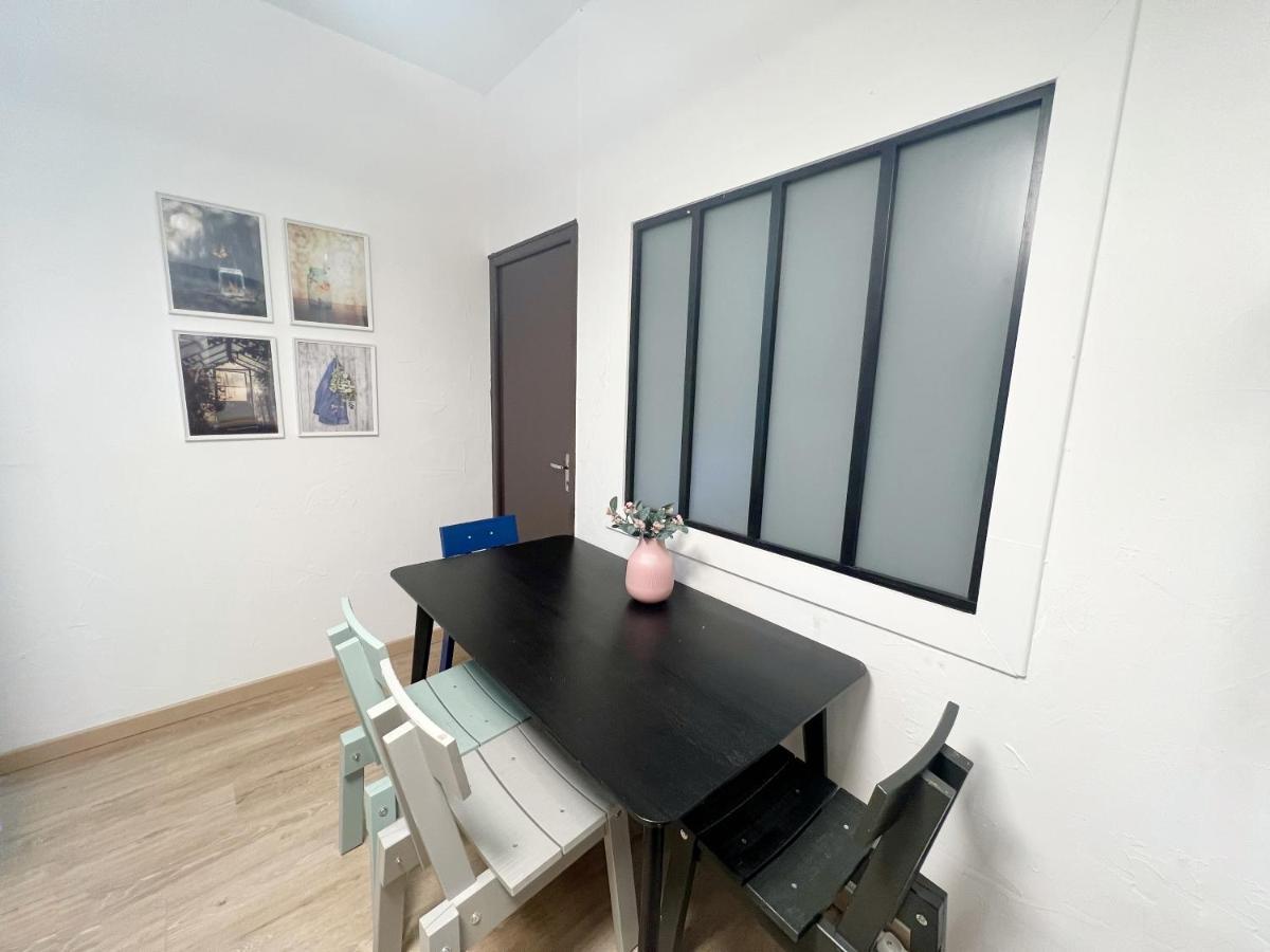 116 Chic & Cosy Grand Appart Moderne 65M2 Hypercentre Wifi Smart Tv Netflix Lägenhet Saint-Etienne  Exteriör bild